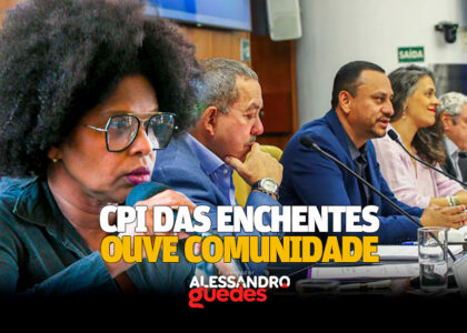 Vereador Alessandro Guedes ouvindo moradores na CPI das Enchentes do Jardim Pantanal na Câmara Municipal de São Paulo